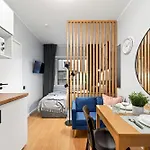 Designer Urban Retreat, Near Old Town, Wifi 100mbs, Smart Tv * Ταλίν