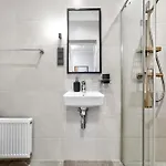 Designer Urban Retreat, Near Old Town, Wifi 100mbs, Smart Tv Διαμέρισμα Ταλίν