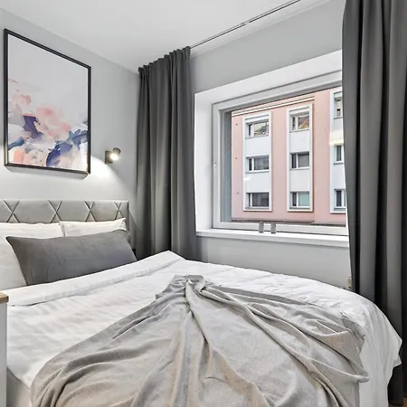 Appartamento Designer Urban Retreat, Near Old Town, Wifi 100mbs, Smart Tv