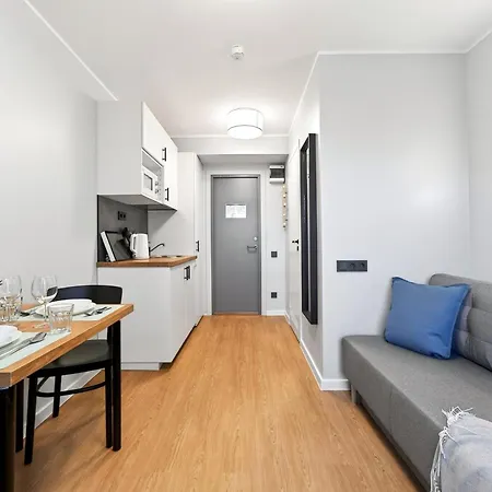 Appartamento Designer Urban Retreat, Near Old Town, Wifi 100mbs, Smart Tv