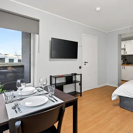 Appartamento Designer Urban Retreat, Near Old Town, Wifi 100mbs, Smart Tv Reval