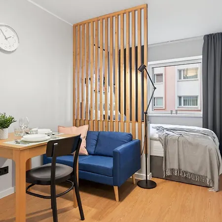 Designer Urban Retreat, Near Old Town, Wifi 100mbs, Smart Tv * Reval