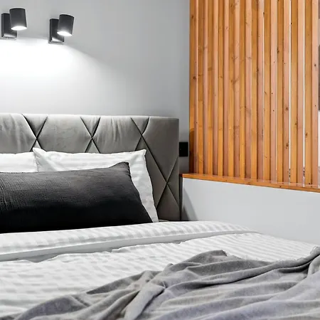 Appartamento Designer Urban Retreat, Near Old Town, Wifi 100mbs, Smart Tv *