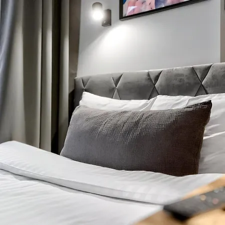 Designer Urban Retreat, Near Old Town, Wifi 100mbs, Smart Tv Korter Tallinn