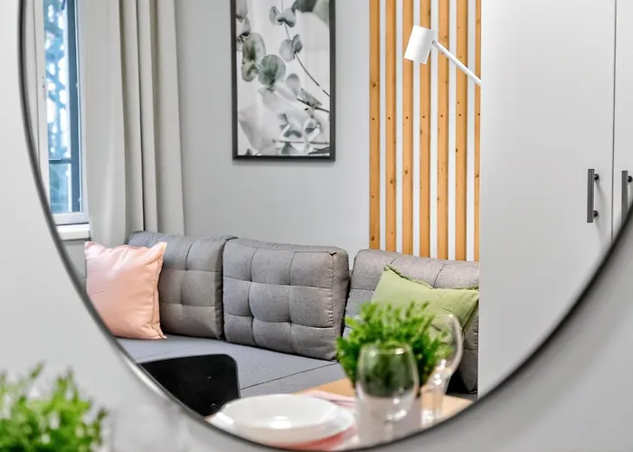 Апартаменты Designer Urban Retreat, Near Old Town, Wifi 100mbs, Smart Tv *