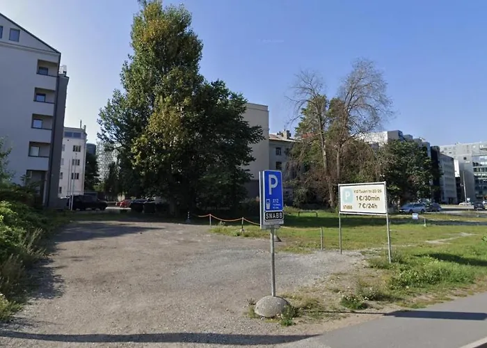 Designer Urban Retreat, Near Old Town, Wifi 100mbs, Smart Tv Таллин