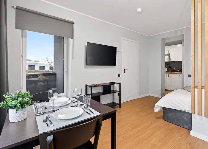 Апартаменты Designer Urban Retreat, Near Old Town, Wifi 100mbs, Smart Tv Таллин