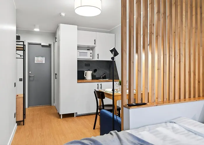 Designer Urban Retreat, Near Old Town, Wifi 100mbs, Smart Tv Апартаменты Таллин