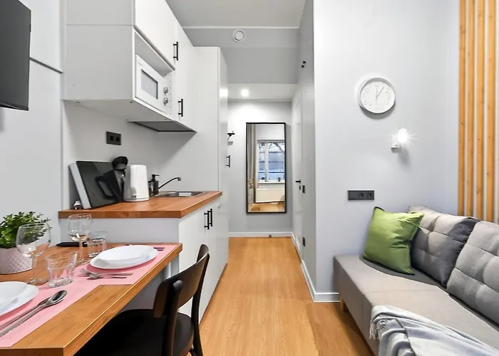 Designer Urban Retreat, Near Old Town, Wifi 100mbs, Smart Tv * Таллин